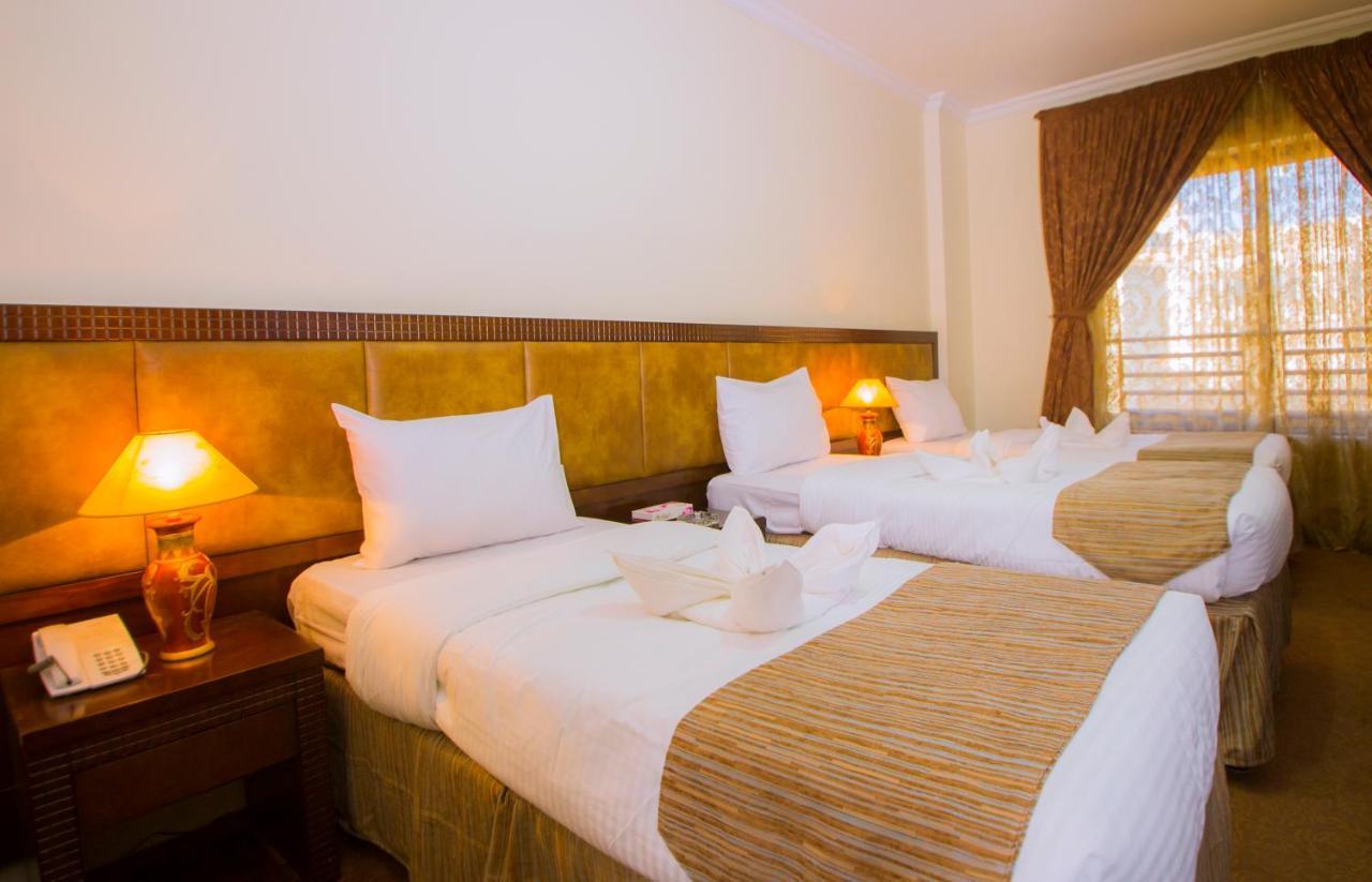 Al Zahra Hotel Medina ภายนอก รูปภาพ