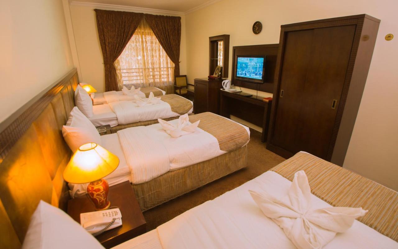 Al Zahra Hotel Medina ภายนอก รูปภาพ