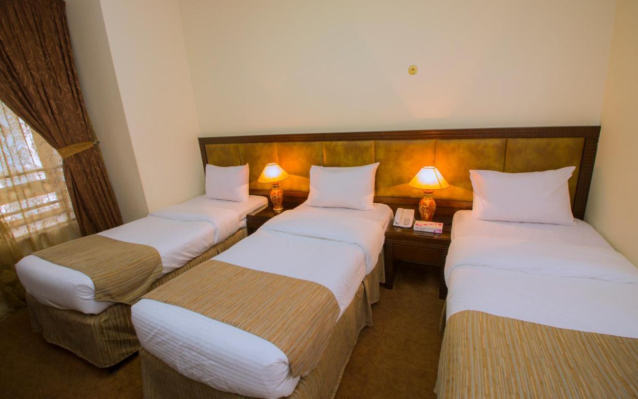 Al Zahra Hotel Medina ภายนอก รูปภาพ