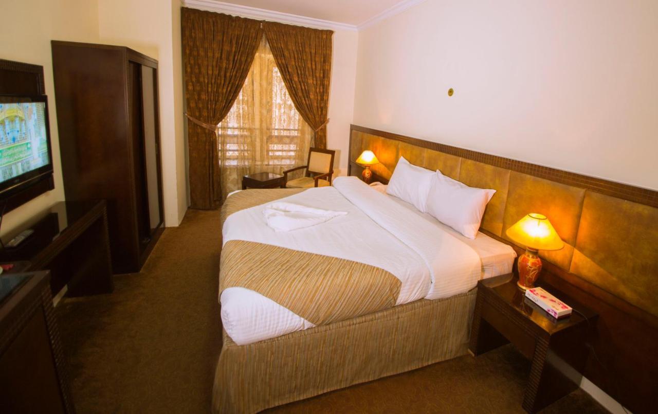 Al Zahra Hotel Medina ภายนอก รูปภาพ