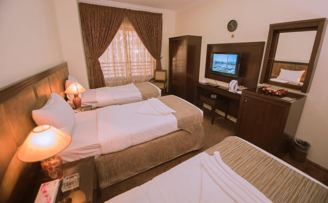 Al Zahra Hotel Medina ภายนอก รูปภาพ